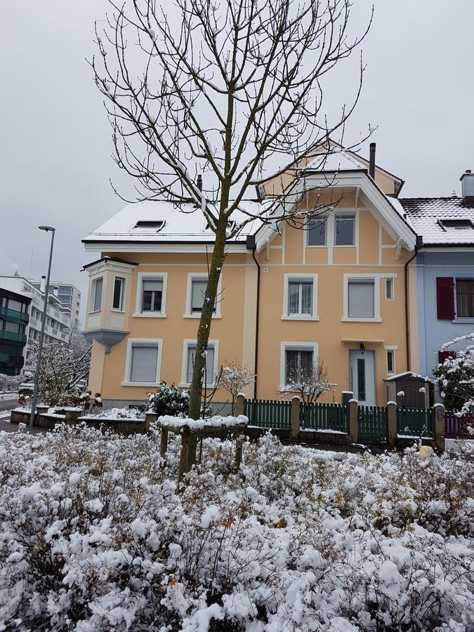 Niros Bed & Breakfast Birsfelden Exteriér fotografie
